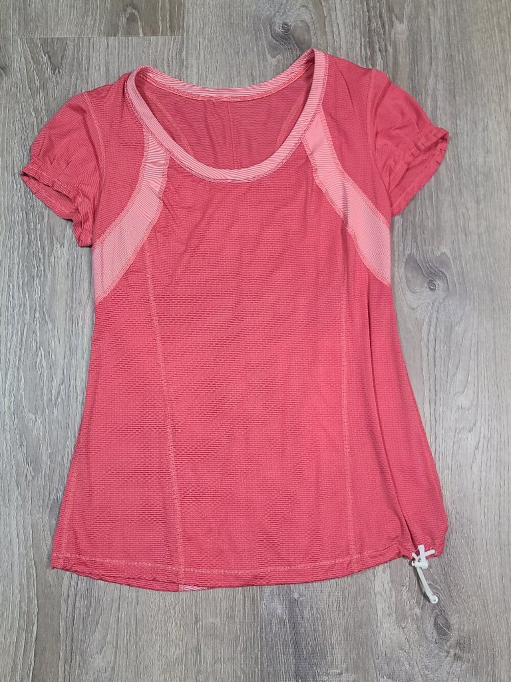 Lululemon Pink Coral Willpower Drawstring Short Sleeve Tech Top Size 8